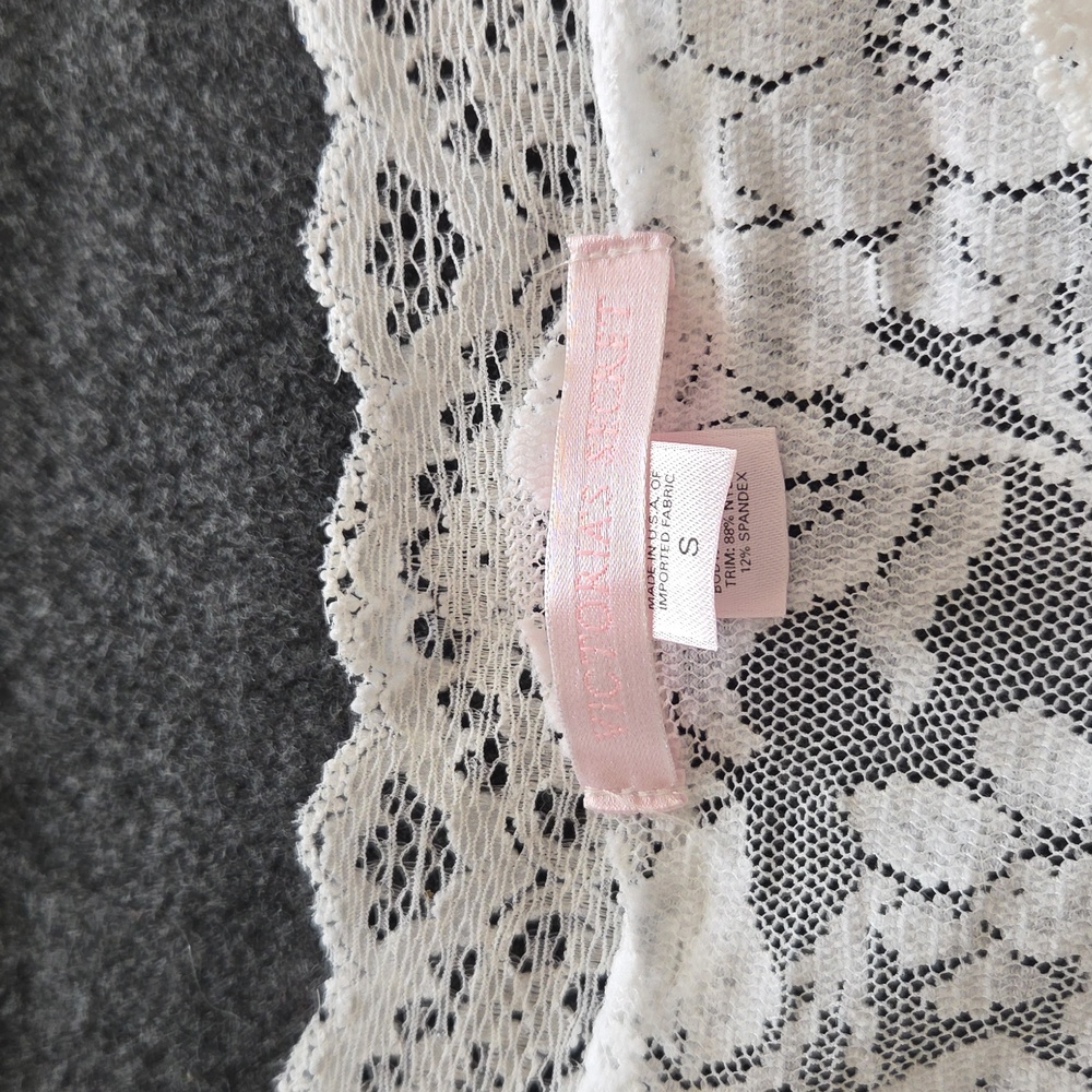 Victoria's Secret White Lace Long Sleeve Nightie - Picture 3 of 5